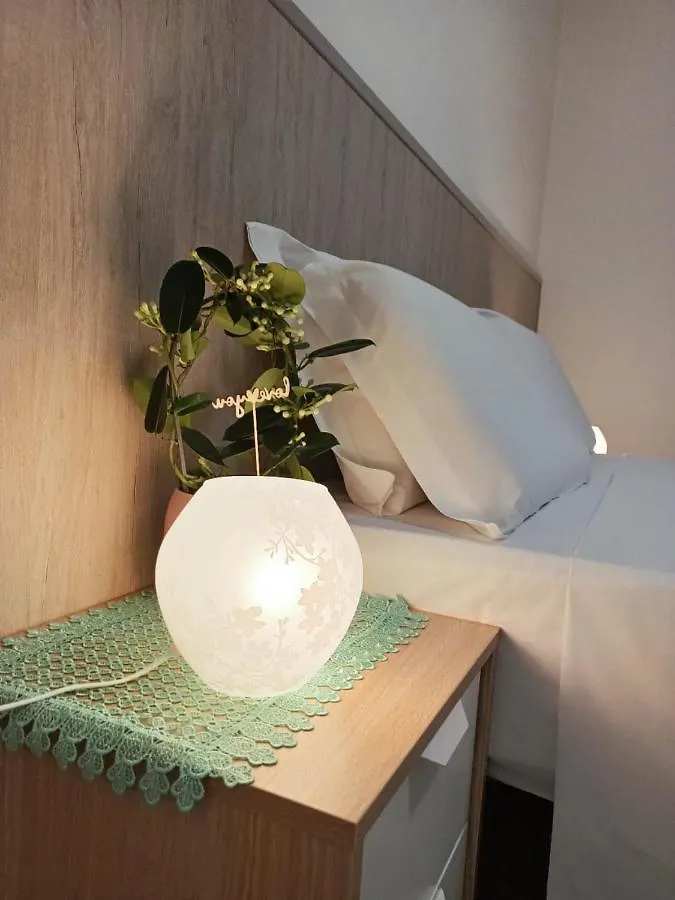 Lägenhet Arcobaleno Room Venezia Mestre